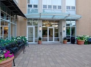 1640 Maple Ave APT 301, Evanston, IL 60201