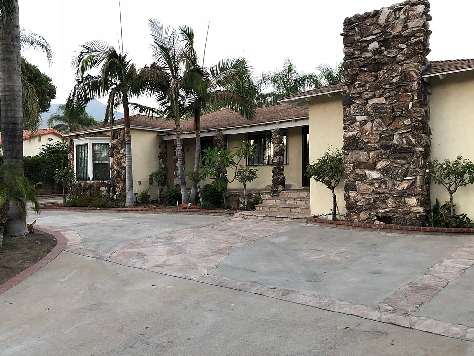 1st image of 13742 Borden Ave