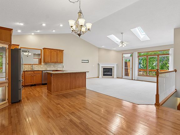 2nd image of 1845 SE Birchwood Cir