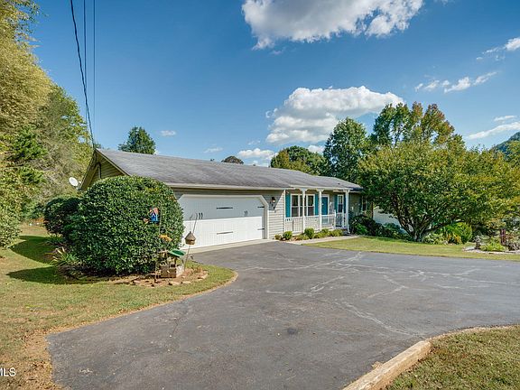 2nd image of 138 Ranger Dr