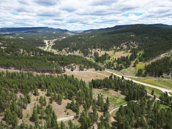 7 Wilderness Trl, Newcastle, WY 82701