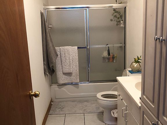 5th image of 1224 W Grand Ave APT 3F