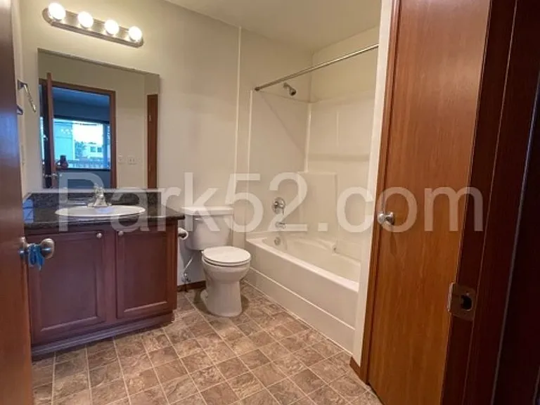630 N Prospect St #18 — Photo 9