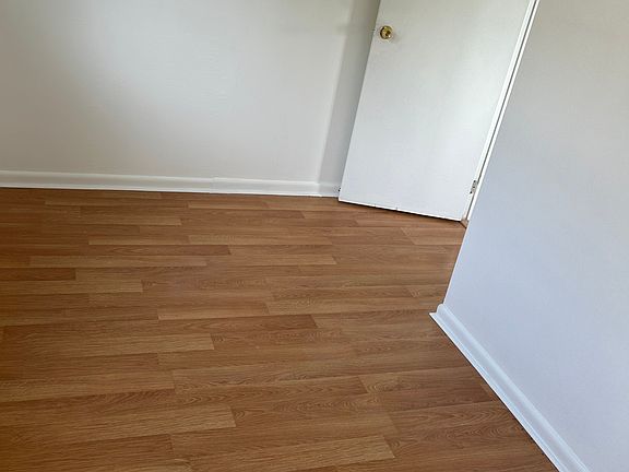 3rd image of 95 N 16th St Floor 1
