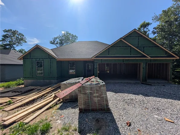 51 Skipton Dr, Bella Vista, AR 72714