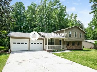 9570 Briar Creek Ln, Jonesboro, GA 30238