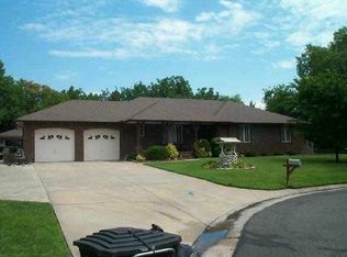 606 Christine Ct, Haysville, KS 67060