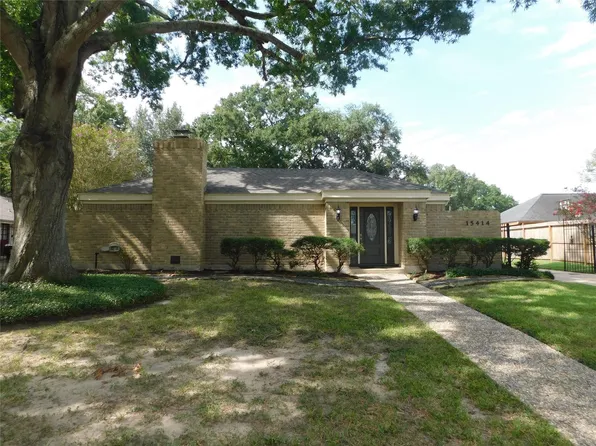 15414 Pleasant Valley Rd, Houston, TX 77062