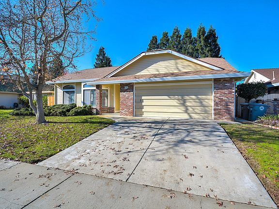 3rd image of 9454 Denholm Ct