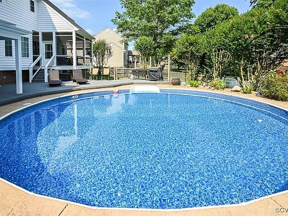 4th image of 6125 Havenview Dr
