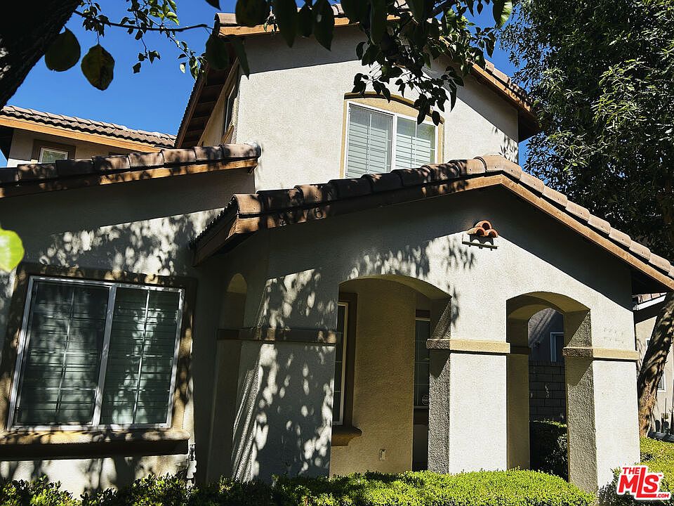 1st image of 9776 Winterberry Dr