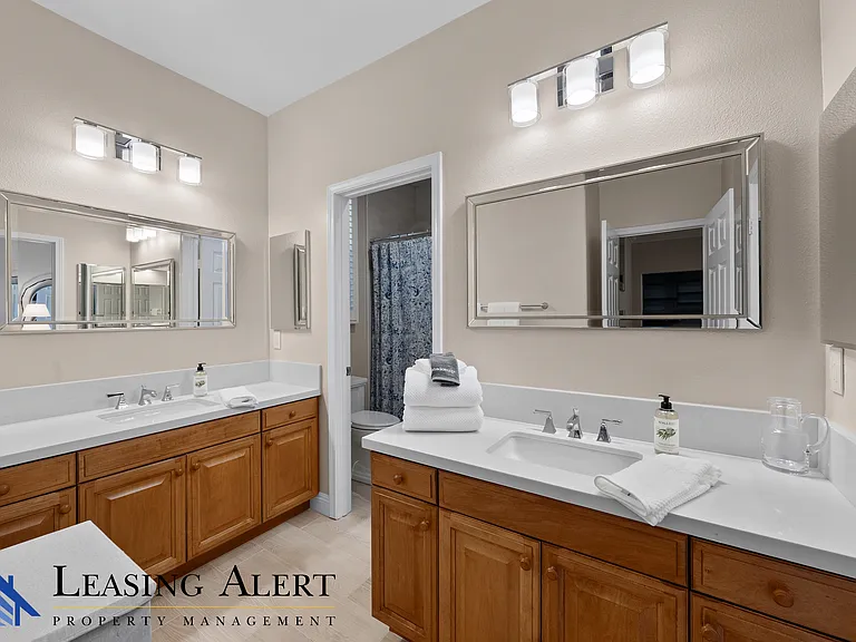 26868 Grey Pl — Photo 9