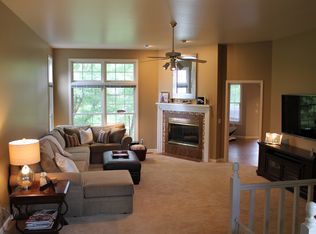502 Cardinal Dr, Mount Vernon, IL 62864