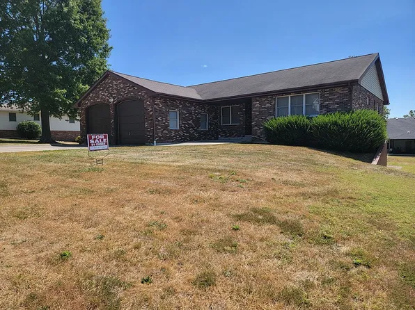 811 Rainbow Ln, Eldon, MO 65026