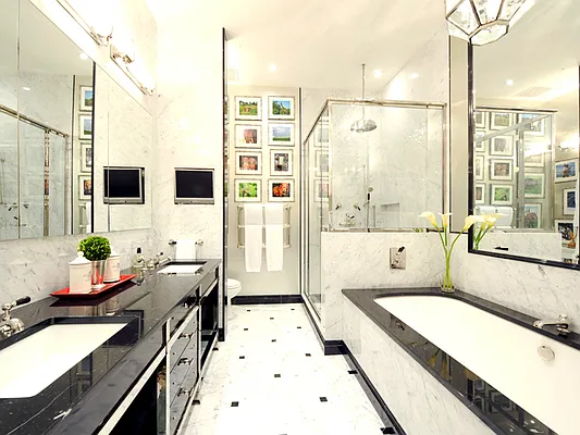 Sold by Sotheby's International Realty | media 10