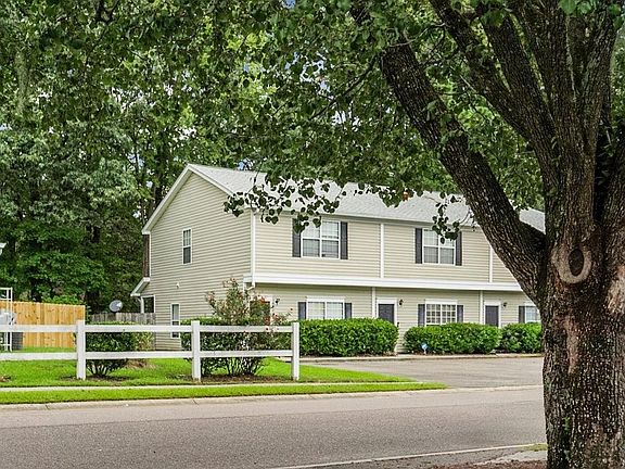 2nd image of 1010 Lexi Ct