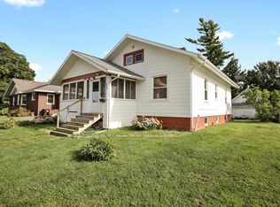 506 W Pine St, Le Roy, IL