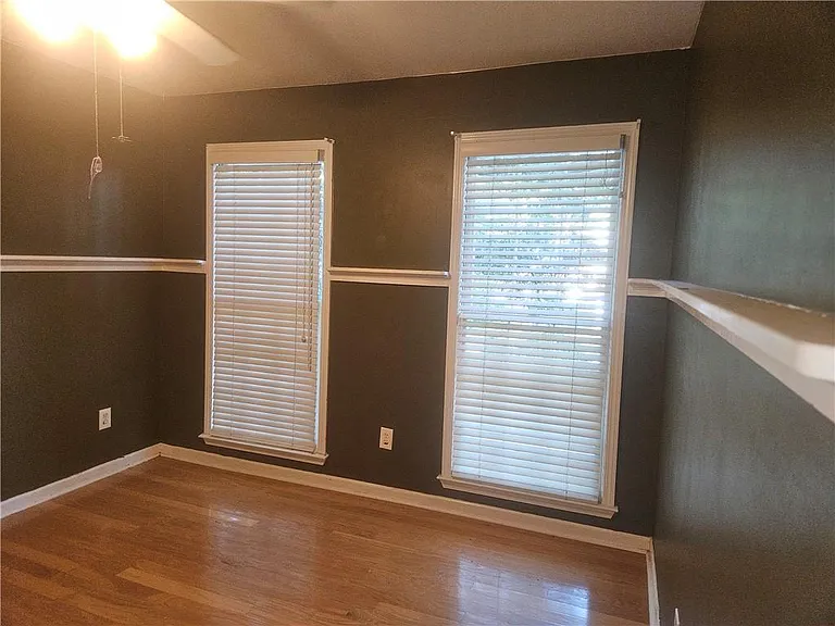 2545 Cobble Creek Ln — Photo 17