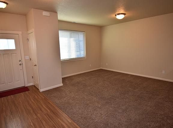 Entry w/great room concept