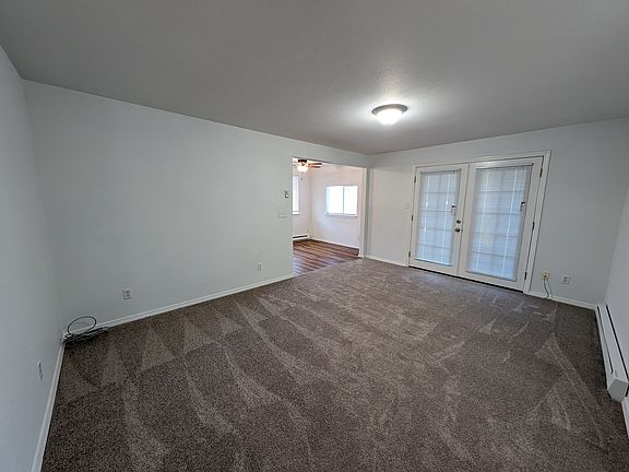3rd image of 510 S Constitution Ave