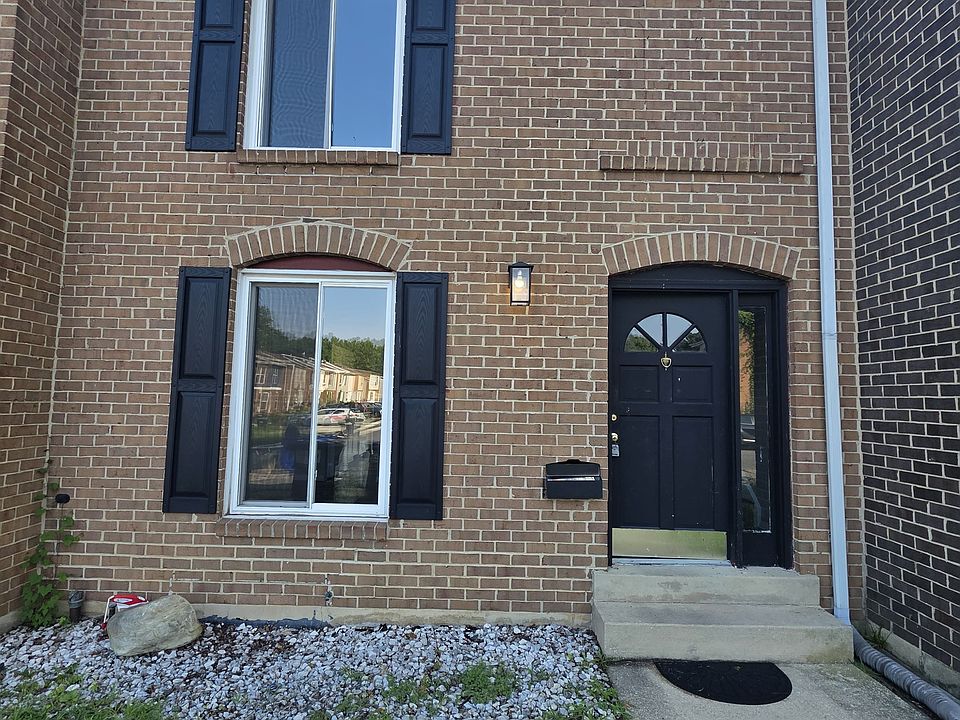 1st image of 312 E Edgewater Way