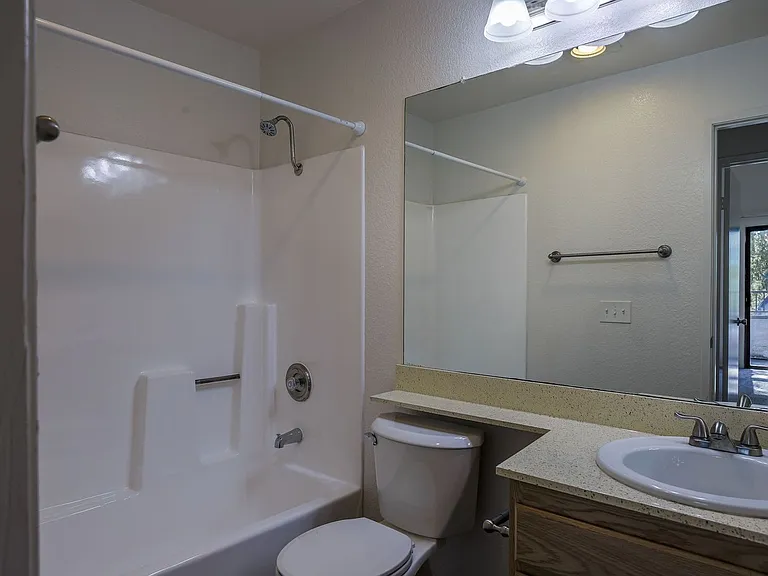 One park Apartments — Photo 34