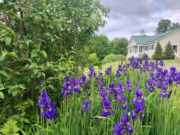 60 Hall Road, Wilmington, VT 05363