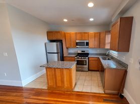 28 Fisher Ave