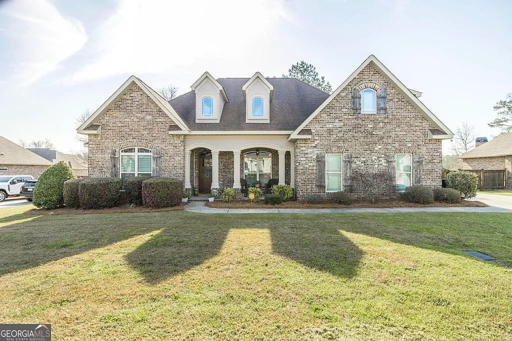 104 Prince Plaza Dr photo 1