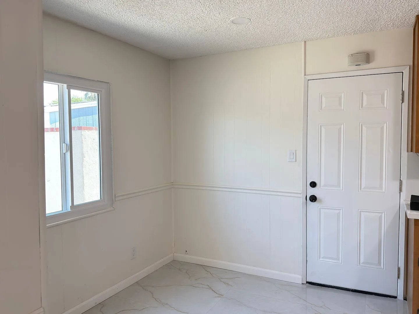 Beautifully Upgraded 3-Bedroom Home for Rent in Moreno Valley! — Photo 3
