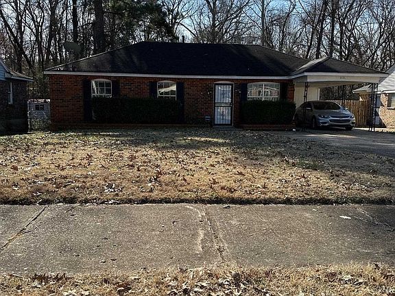 2nd image of 3151 Maple Hill Dr