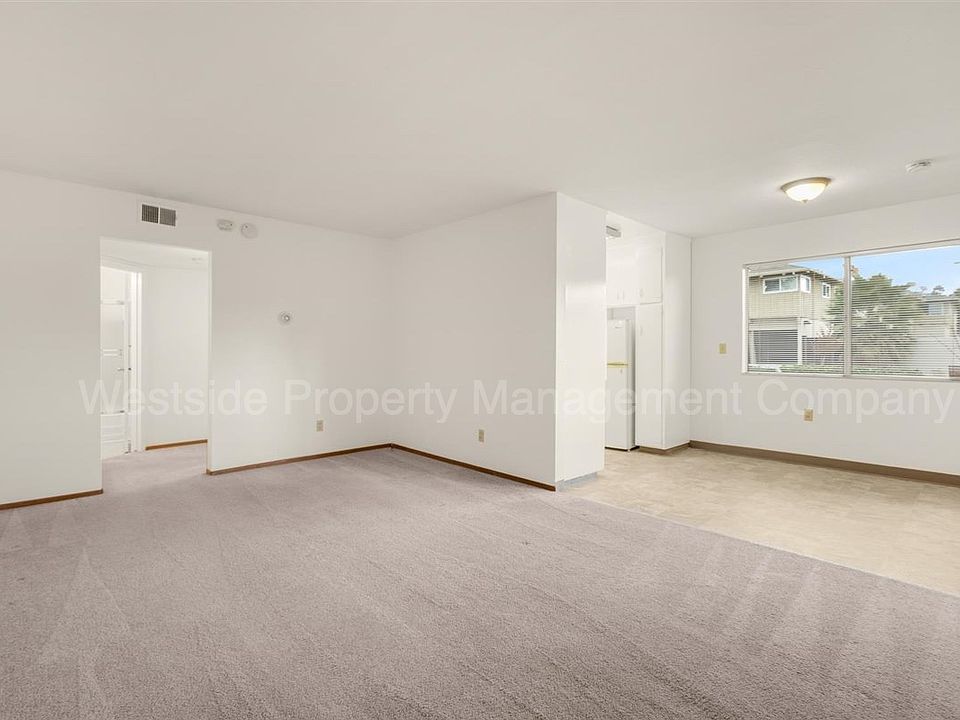 1st image of 116 Towne Ter APT 1