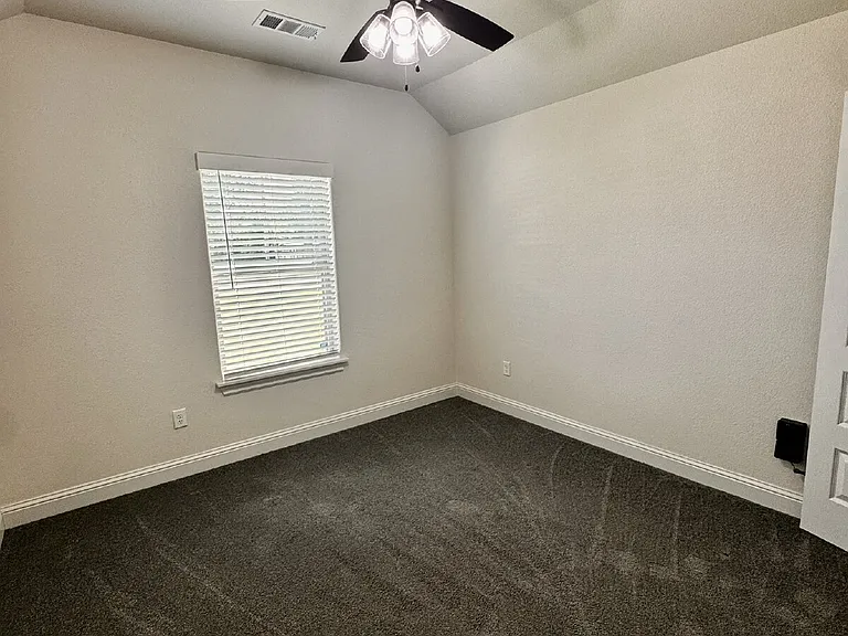 903 Lawlis Rd — Photo 13