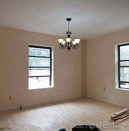3rd image of 334 Montgomery St APT A1