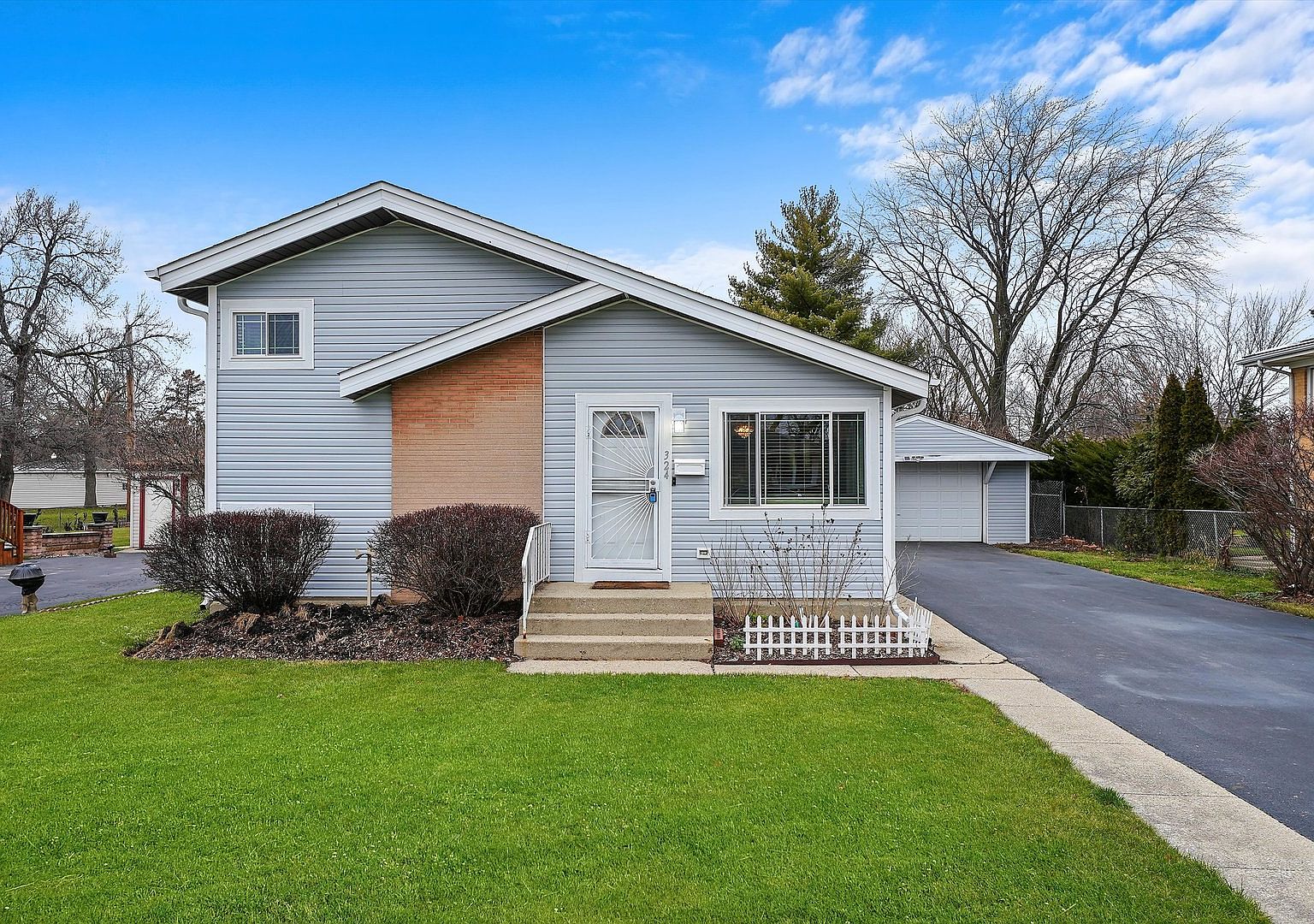 324 Victoria Dr, Northlake, IL 60164 Zillow
