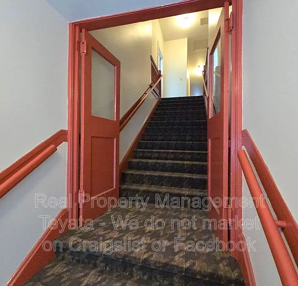 1053 N State St #203 — Photo 13