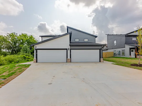 1601 SW Poigai Way, Bentonville, AR