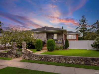 168A N Oak Street, Massapequa, NY, 11758