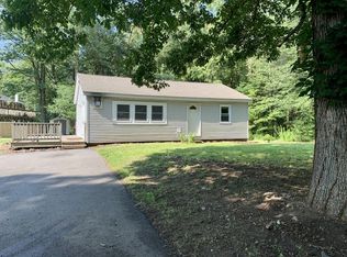 113 Cove Rd, Lunenburg, MA 01462