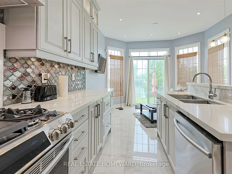 5860 Terrapark Trl — Photo 9