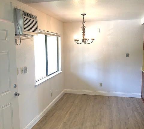 3rd image of 4601 Karbet Way #15