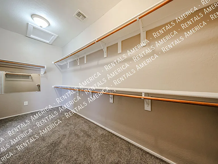 16869 S 30th Ave — Photo 38
