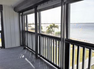 814 Bahia Del Sol Dr UNIT B, Ruskin, FL 33570