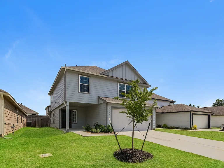 2430 Flathead Dr — Photo 3