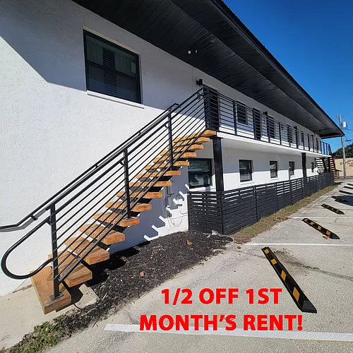 921 E Parker St #5 Photo 1