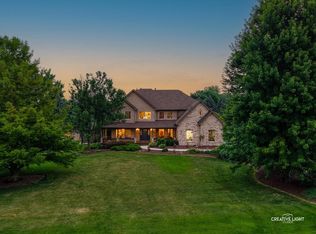5N635 Prairie Springs Dr, St Charles, IL 60175
