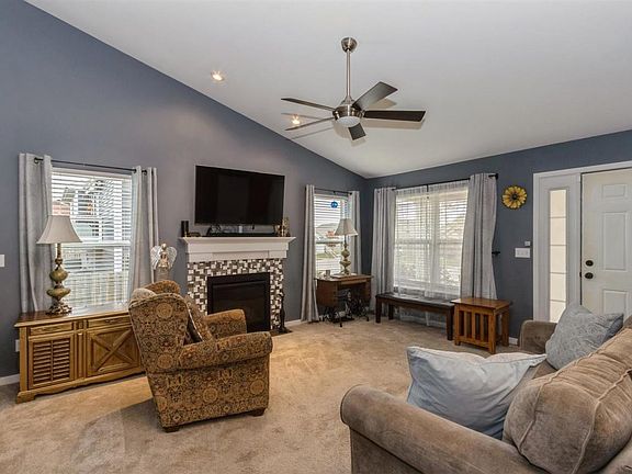 2nd image of 1360 Hancock St