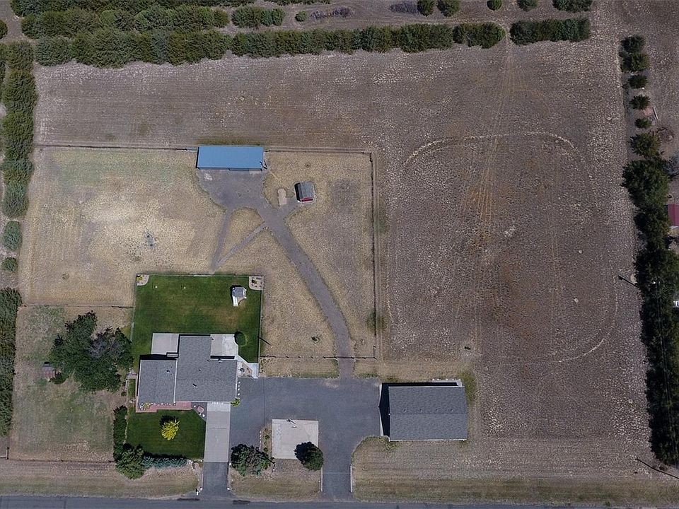 2nd image of 54881 E Bison Dr
