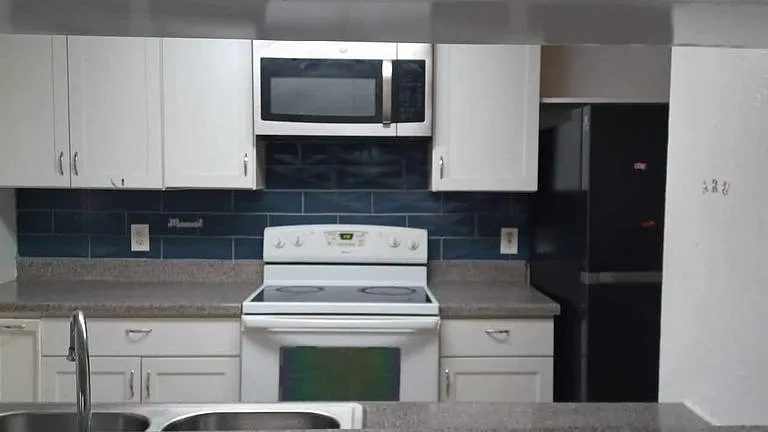 8560 Park Ln — Photo 1