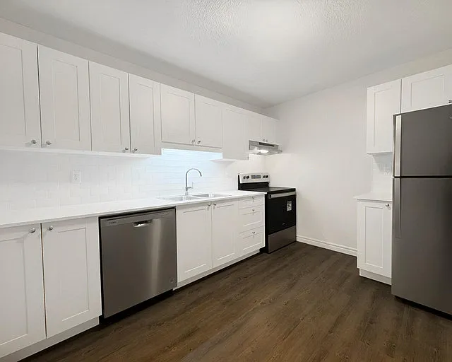 405 Waterloo St — Photo 7
